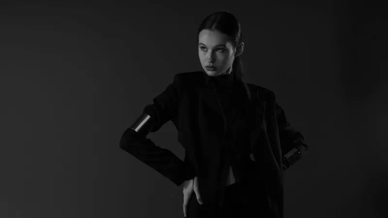 When a Garment Speaks for Itself: The Quiet Authority of Clothes That Need No Introduction